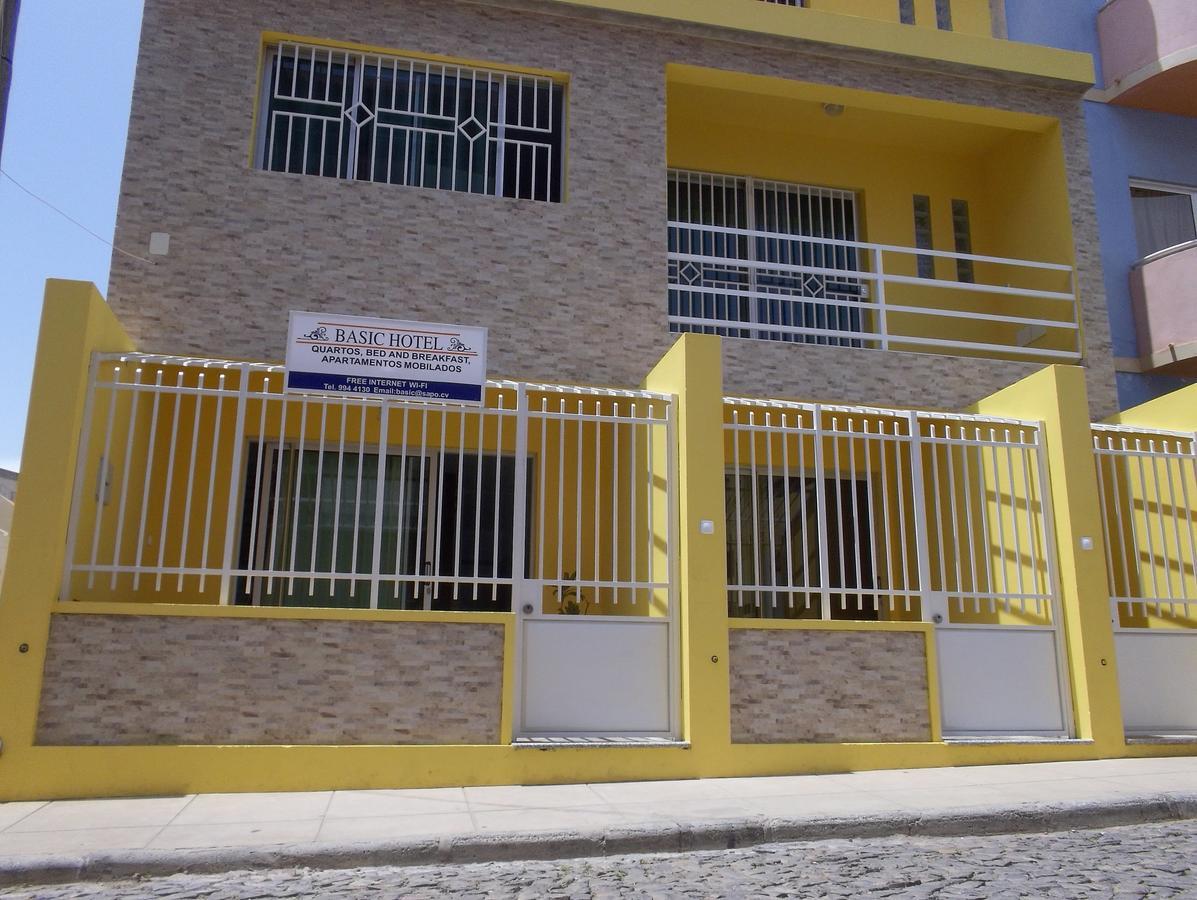 Basic Hotel Mindelo Extérieur photo