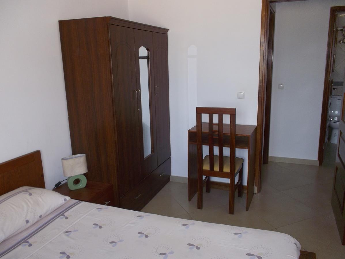 Basic Hotel Mindelo Extérieur photo