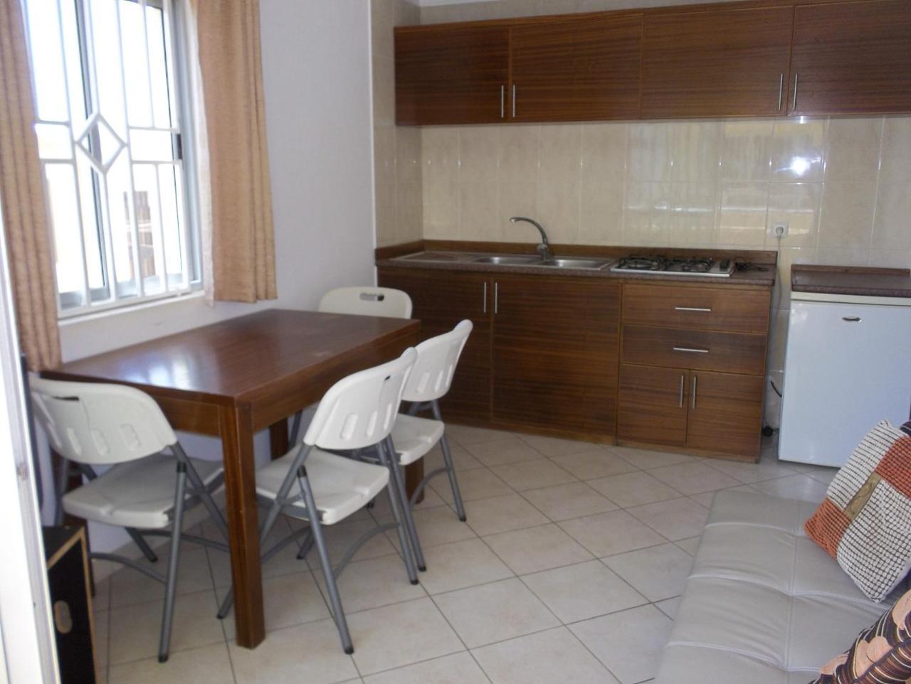 Basic Hotel Mindelo Extérieur photo