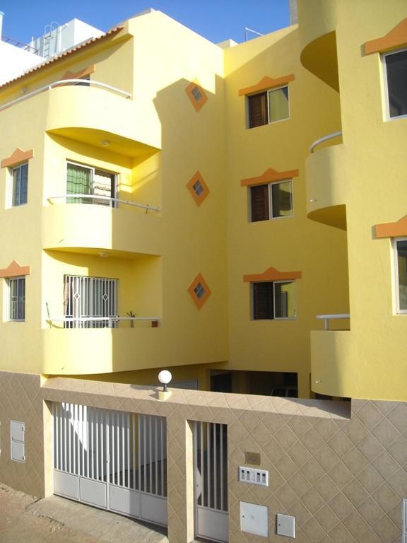 Basic Hotel Mindelo Extérieur photo
