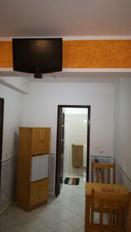 Basic Hotel Mindelo Extérieur photo