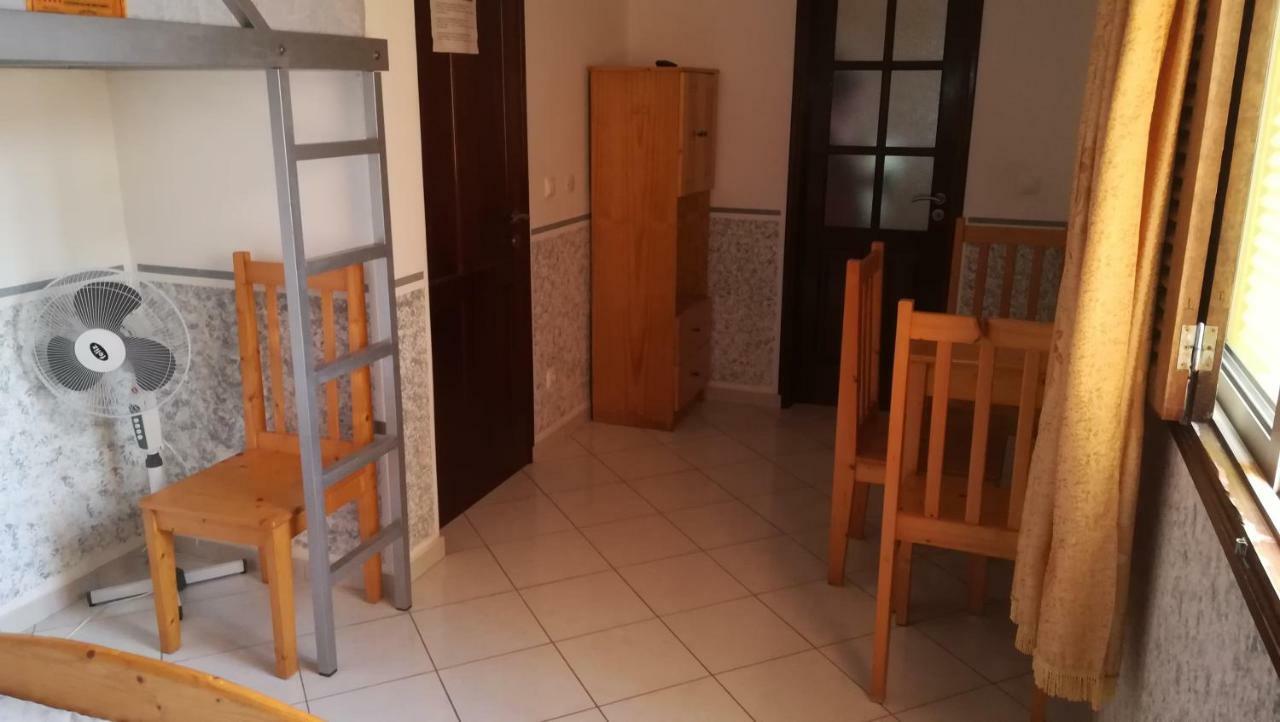 Basic Hotel Mindelo Extérieur photo