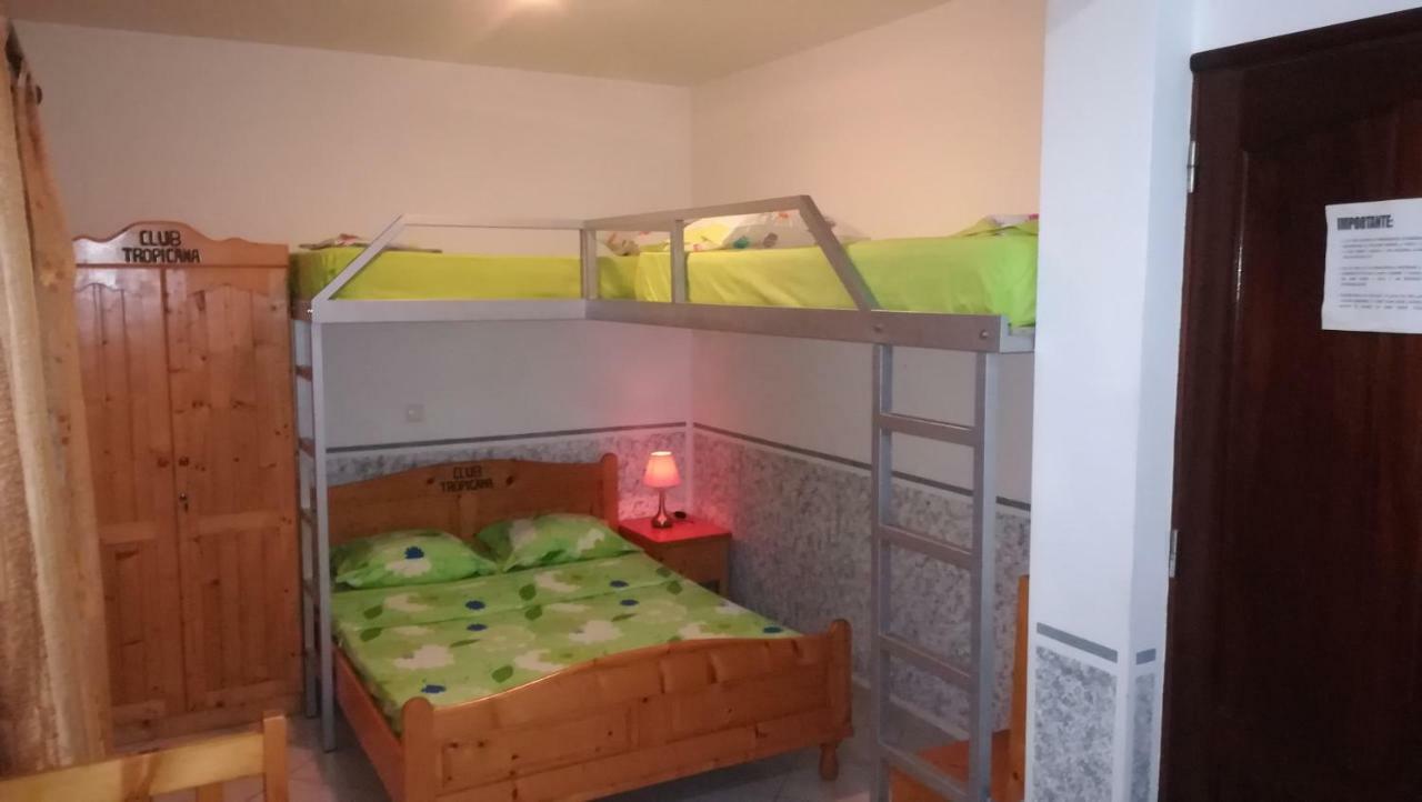 Basic Hotel Mindelo Extérieur photo