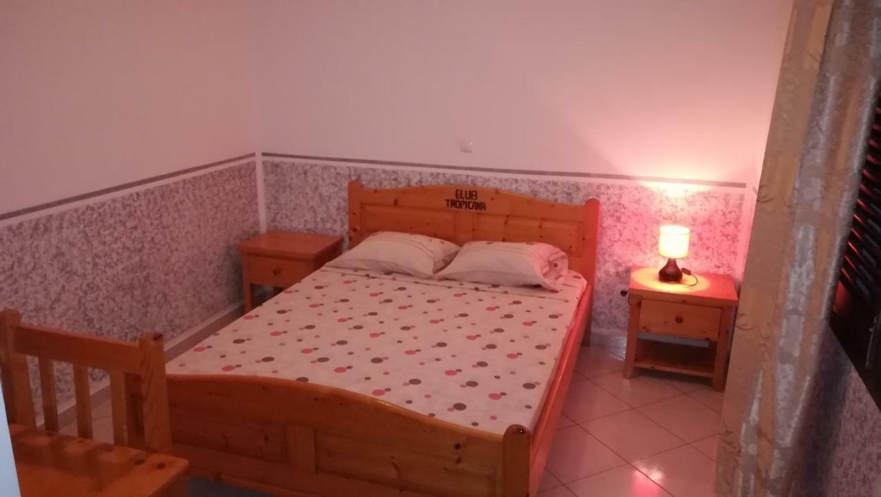 Basic Hotel Mindelo Extérieur photo