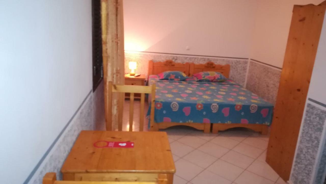 Basic Hotel Mindelo Extérieur photo